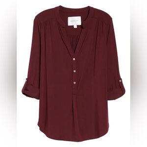 Amour Vert Made In USA Elena Roll Tab Sleeve Henley Maroon Burgundy Red Small